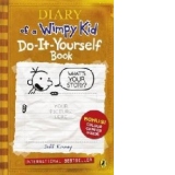 DIARY OF A WIMPY KID: DO-IT-YOURSELF BOOK