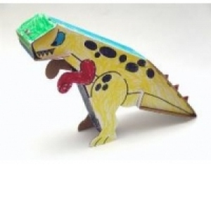 Dinozaur (jucarie din carton)