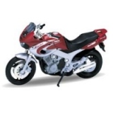 Macheta Motocicleta '01 Yamaha TDM850 1:18