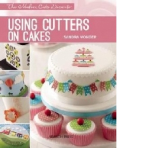 Using Cutters On Cakes