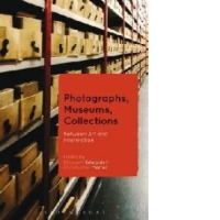 Photographs, Museums, Collections