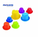 Piramida din cupe pentru bebelusi Miniland