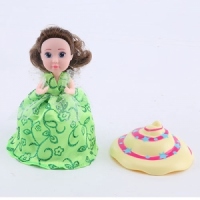 Papusa briosa Cupcake Surprise - Amanda