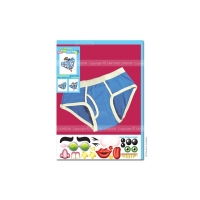 Felicitare amuzanta Little Extra Pantaloni scurti