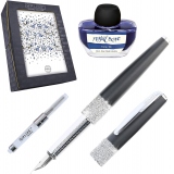 Set Online Crystal Celebrites, stilou argintiu cu cristale Swarovski, convertor, calimara cerneala albastra, ambalat in cutie