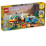 LEGO Creator 3 in 1 - Vacanta in familie cu rulota 31108, 766 piese