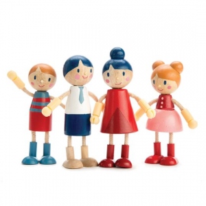 Set figurine, din lemn premium Familie cu 4 membri Doll Family, cu membre ajustabile