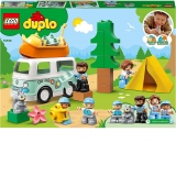 LEGO DUPLO - Aventura cu rulota de vacanta a familiei 10946, 30 piese