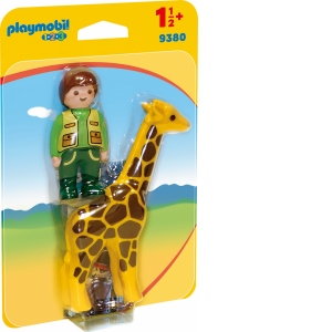 1.2.3 Ingrijitor Zoo Cu Girafa
