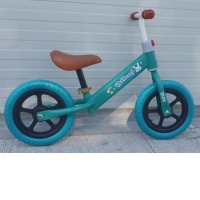 Bicicleta balance verde