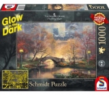 Puzzle Schmidt: Thomas Kinkade - Glow in the Dark - Toamna in Central Park, Fosforescent, 1000 piese