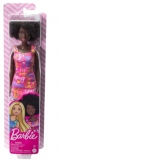 Papusa Barbie creola cu par afro si rochita roz
