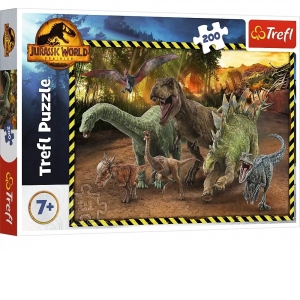 Puzzle Trefl 200 piese - Jurassic World, In parcul Jurassic
