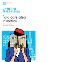 Fata care citea in metrou